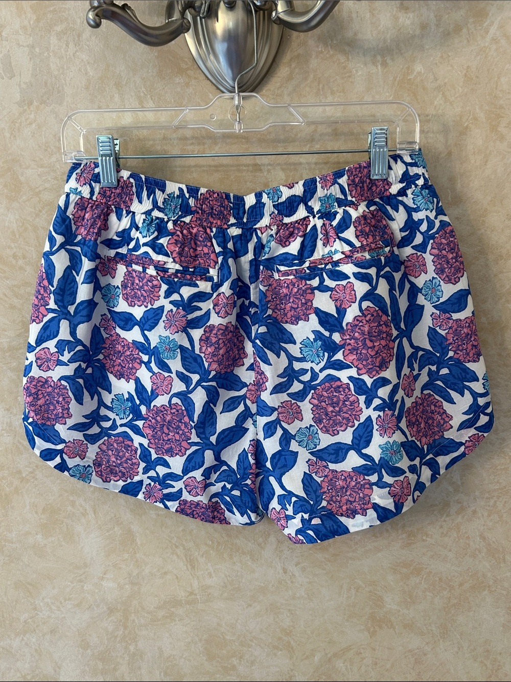 Vineyard Vines Shorts - Picture 4 of 9